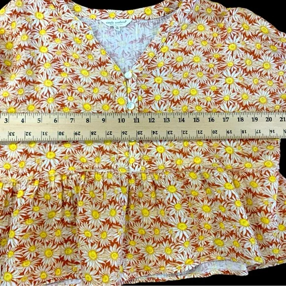 New Simply Southern Blouse - Picture 7 of 8